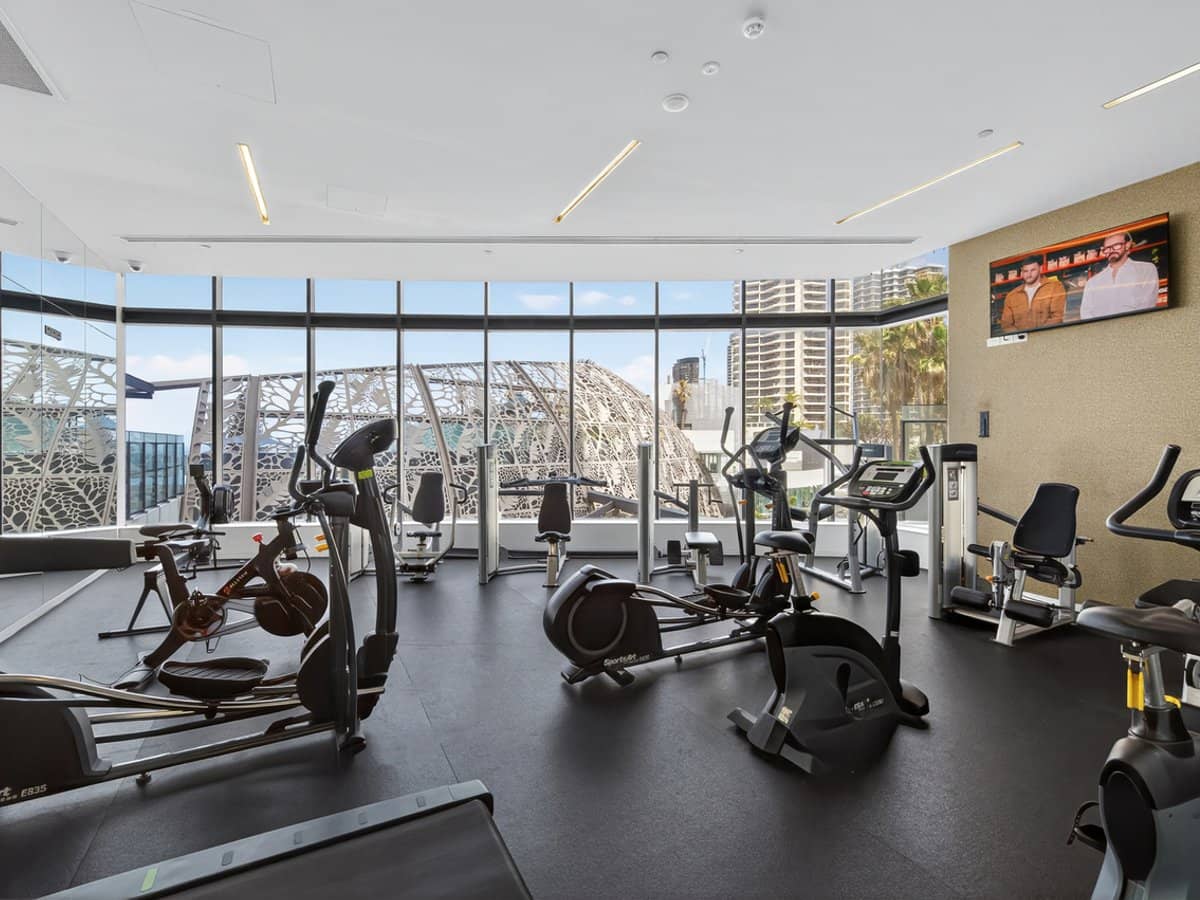 4 The Esplanade, SURFERS PARADISE - Thumbnail 31