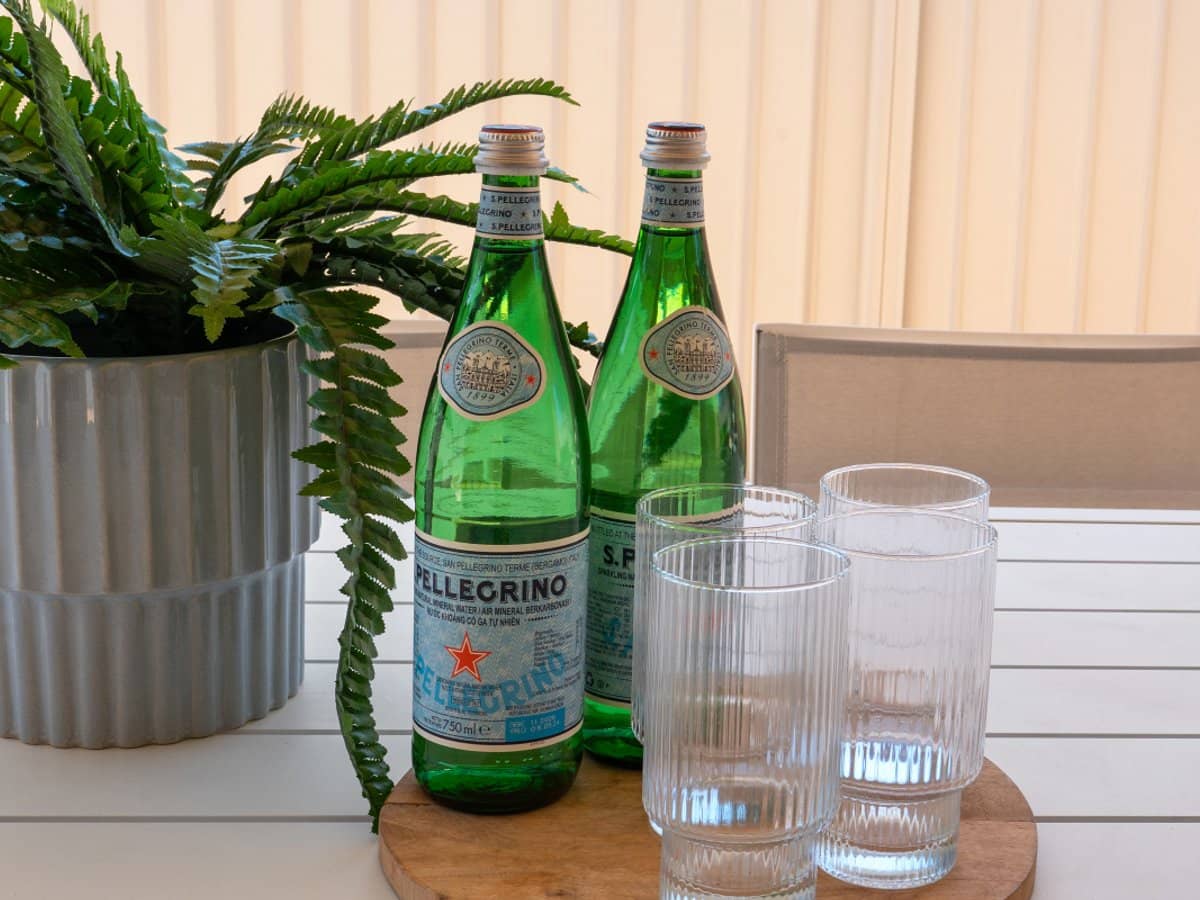 12 VANCOUVER Drive, ROBINA - Thumbnail 8