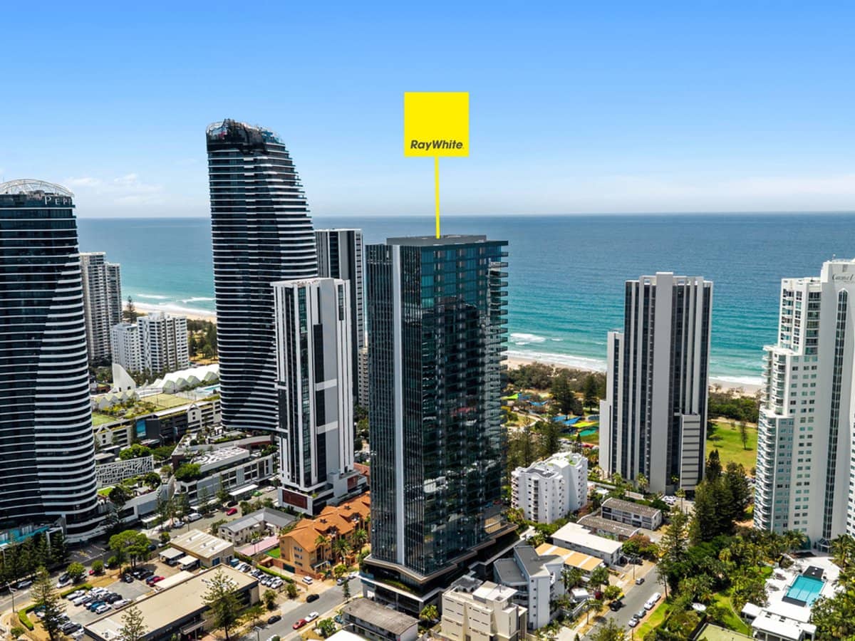 12 Philip Avenue, Broadbeach - Thumbnail 18