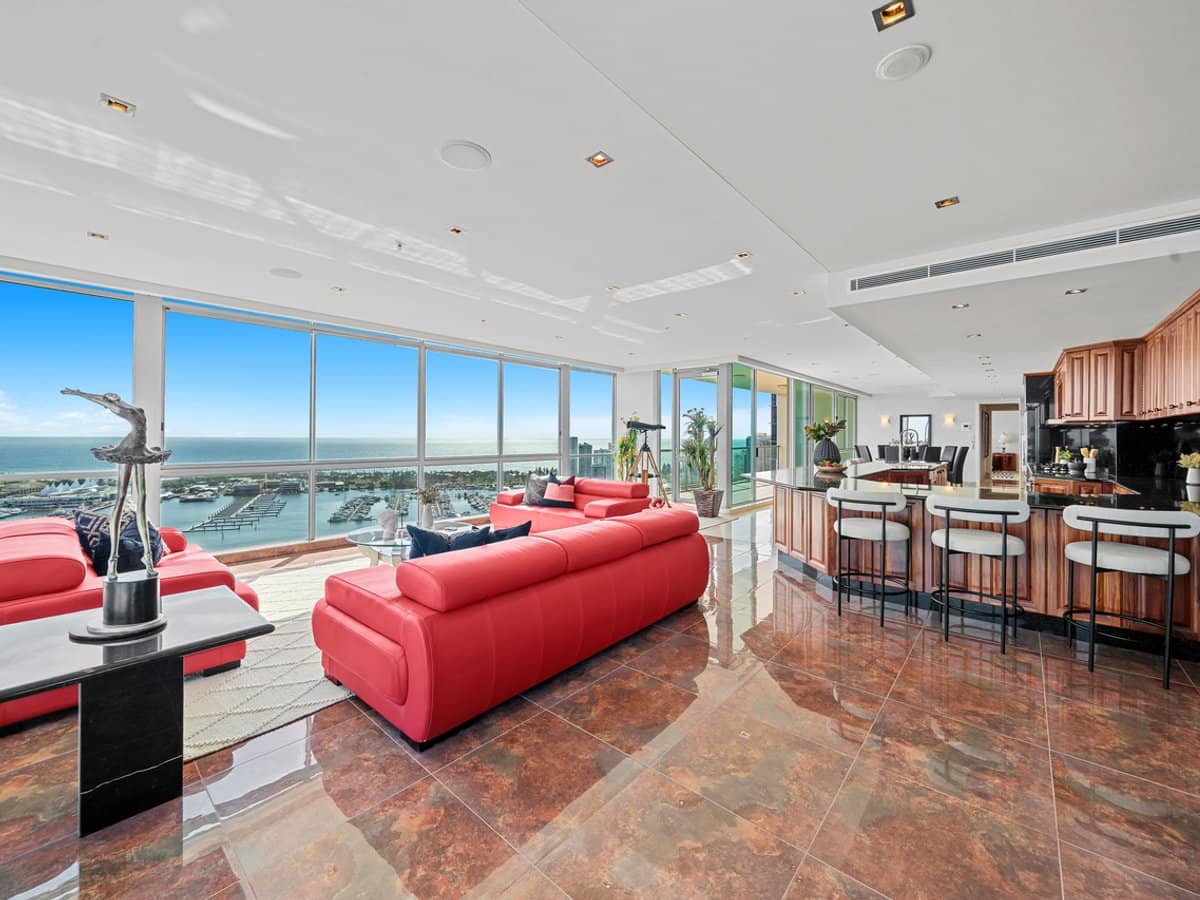 1 Como Crescent, Southport - Thumbnail 3