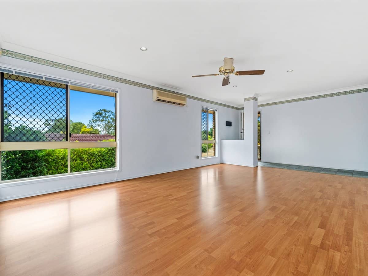 3 Brooke Close, EDENS LANDING - Thumbnail 4