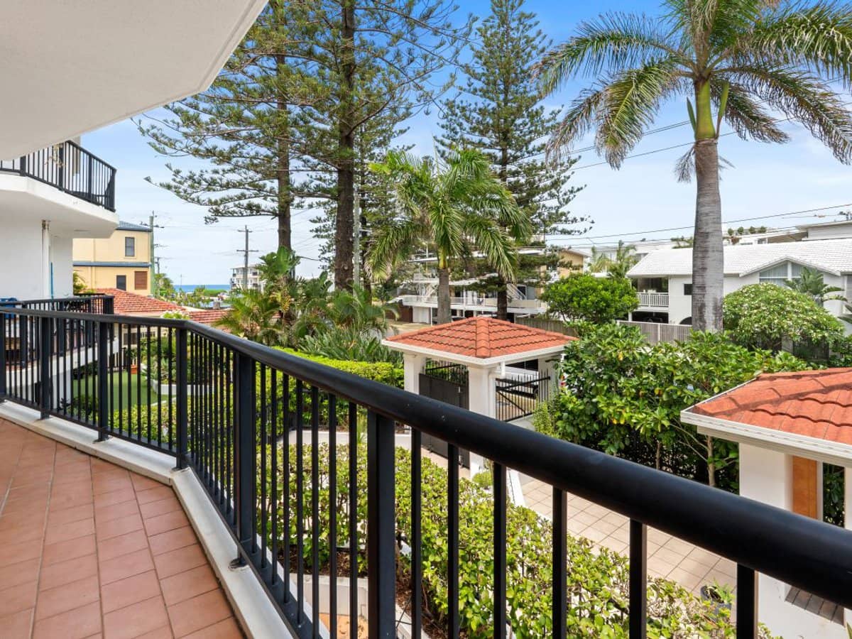 15-19 Surf Street, MERMAID BEACH - Thumbnail 9