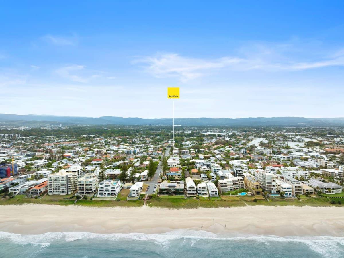 15-19 Surf Street, MERMAID BEACH - Thumbnail 11