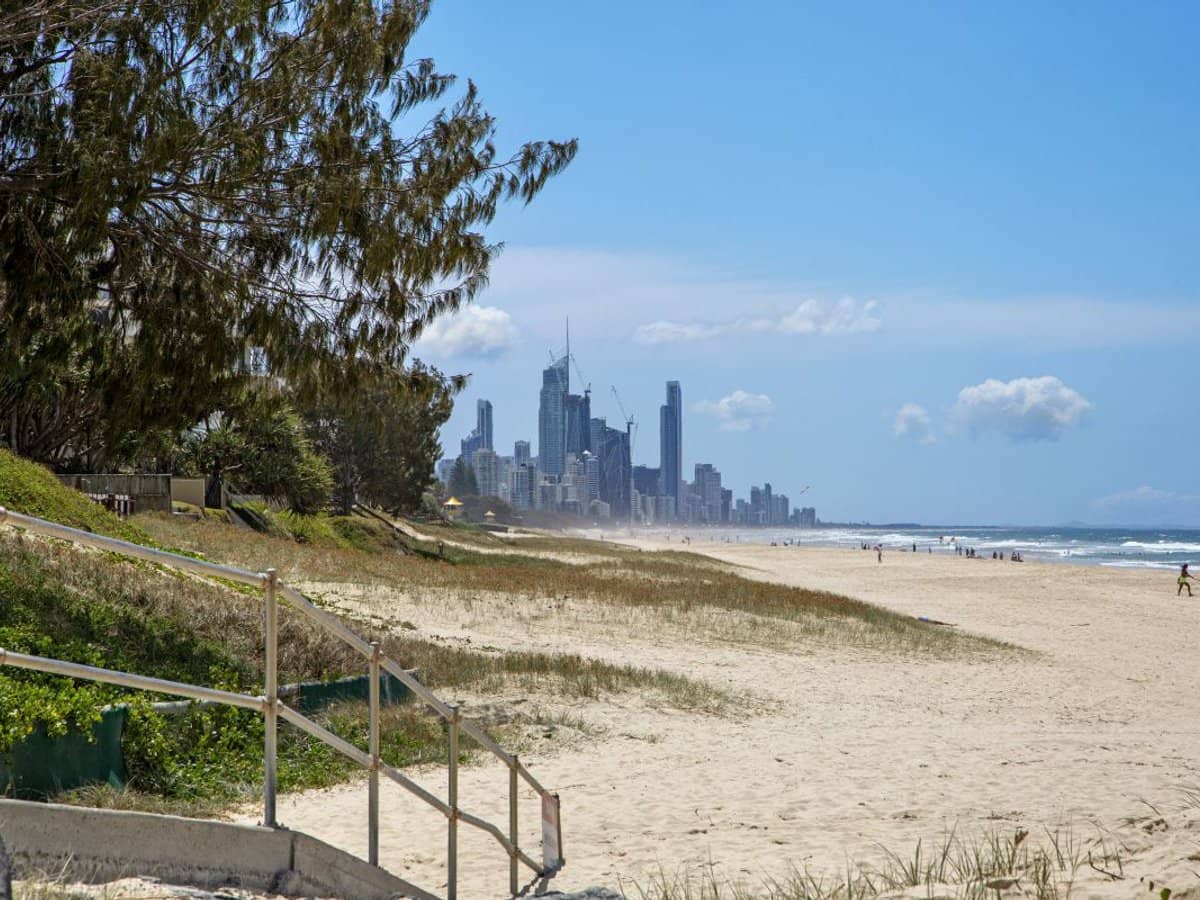 15-19 Surf Street, MERMAID BEACH - Thumbnail 16