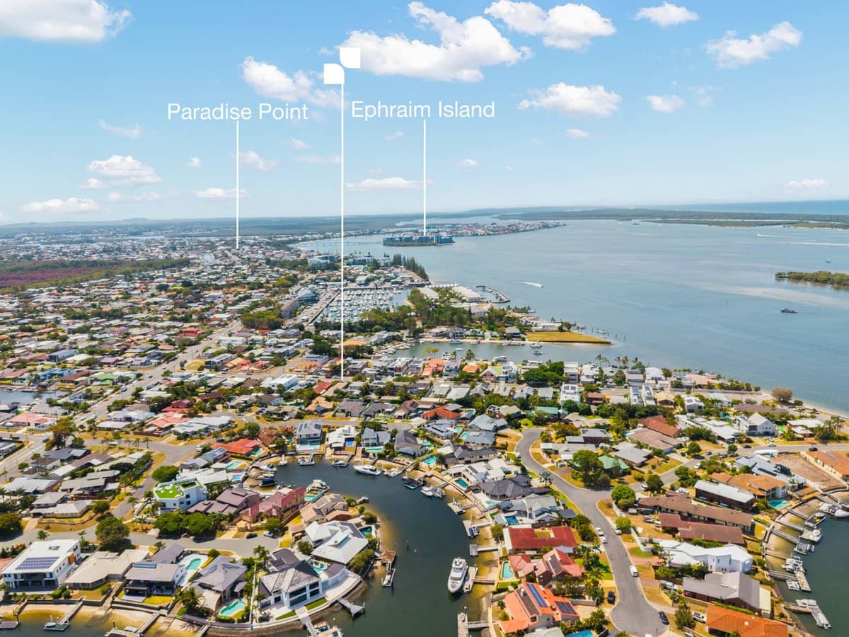 38 Howard Street, RUNAWAY BAY - Thumbnail 1