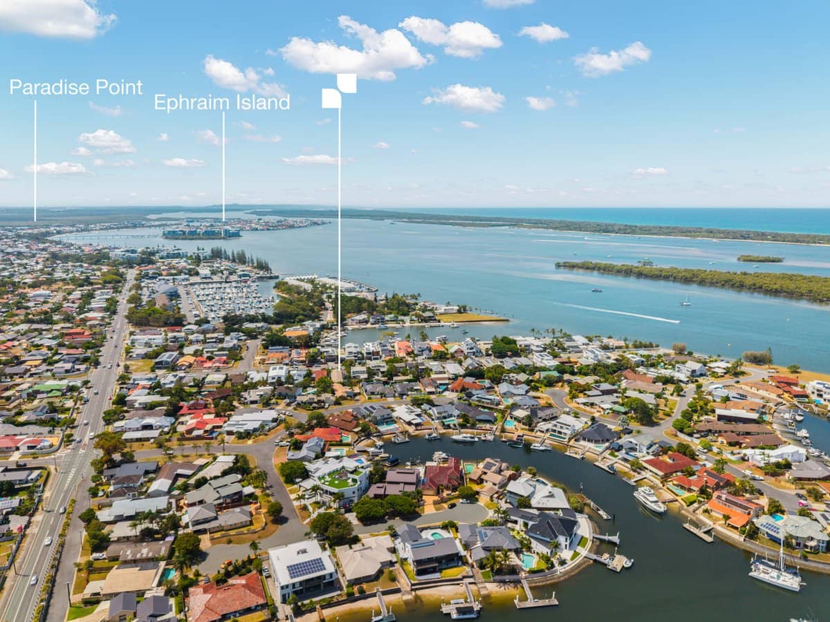 38 Howard Street, RUNAWAY BAY - Thumbnail 16