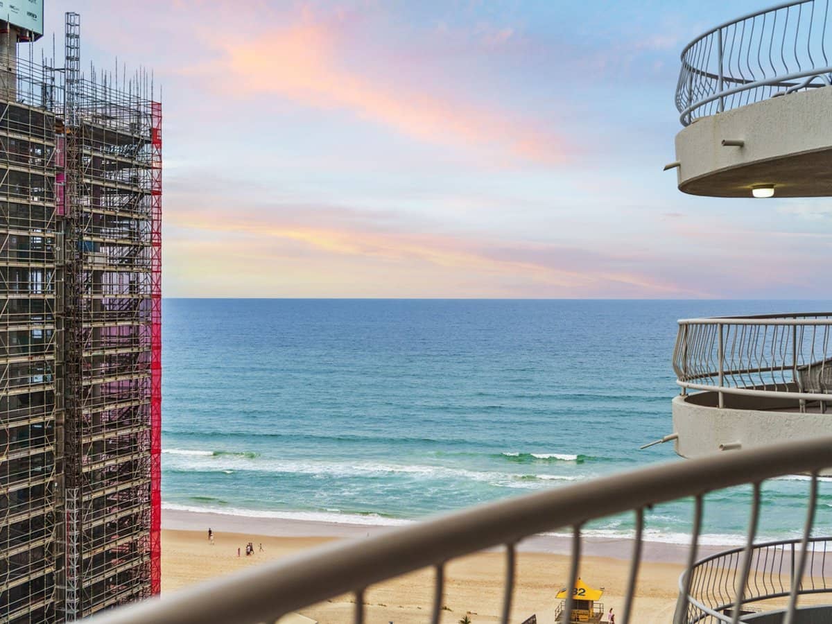 4 Thornton Street, Surfers Paradise - Thumbnail 15