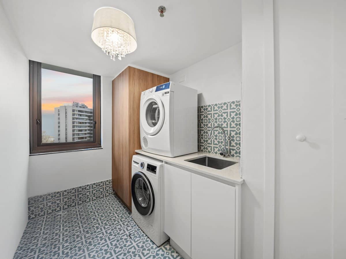 4 Thornton Street, Surfers Paradise - Thumbnail 20