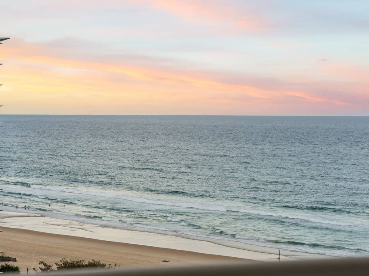 4 Thornton Street, Surfers Paradise - Thumbnail 24