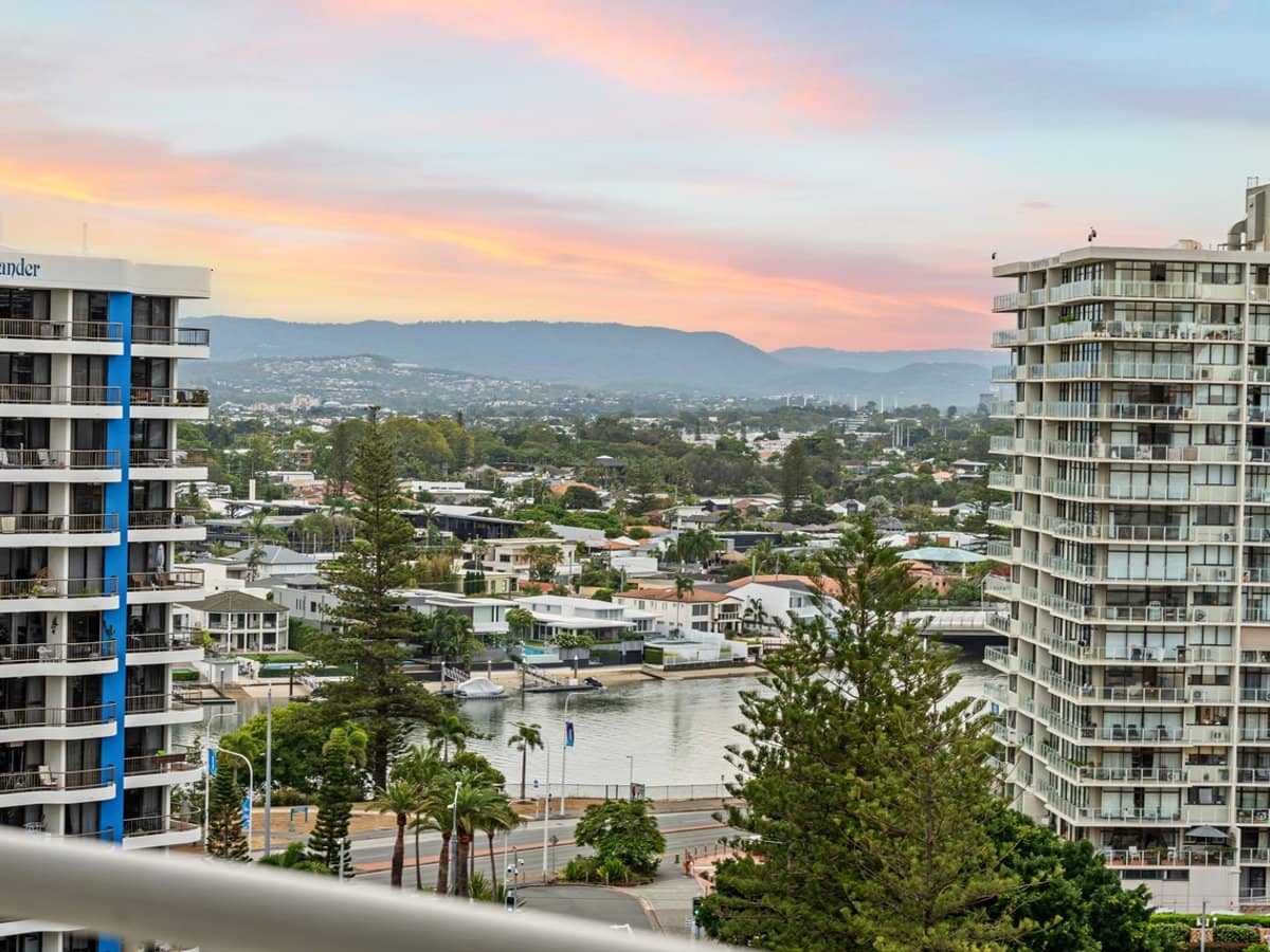 4 Thornton Street, Surfers Paradise - Thumbnail 26