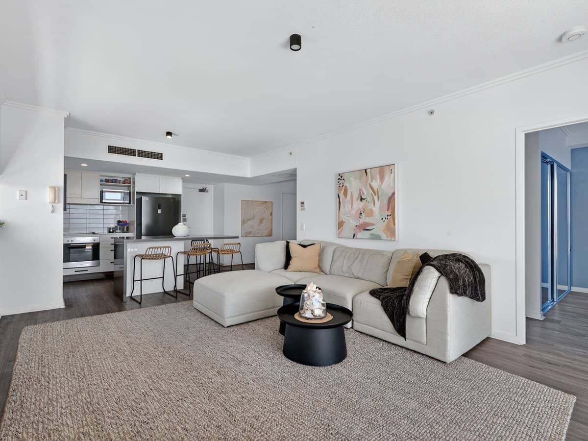 25-29 Surf Parade, BROADBEACH - Thumbnail 1