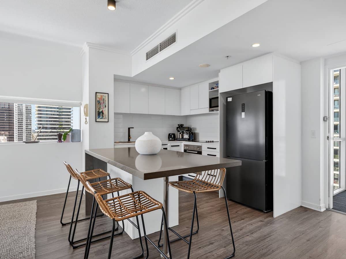 25-29 Surf Parade, BROADBEACH - Thumbnail 8