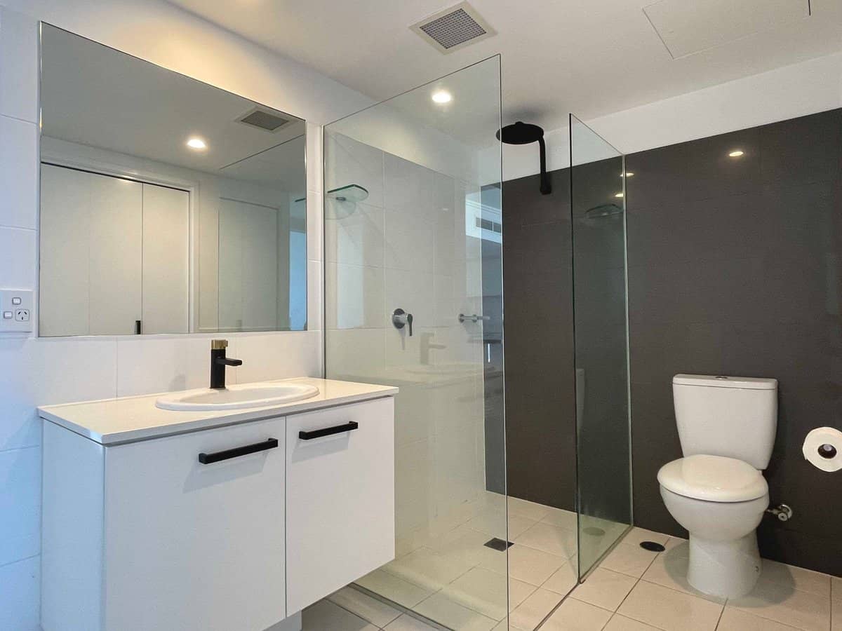 25-29 Surf Parade, BROADBEACH - Thumbnail 12