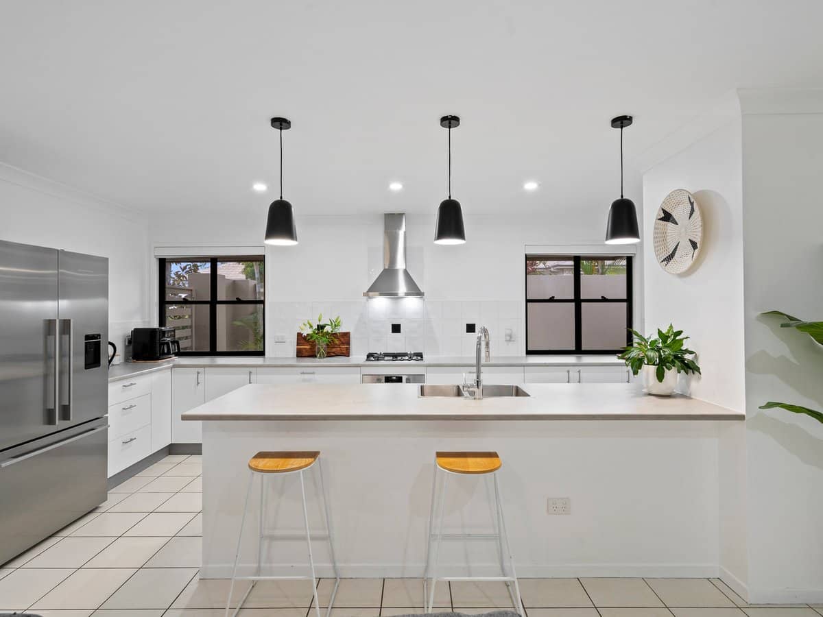 19 Ridgecrop Street, UPPER COOMERA - Thumbnail 9