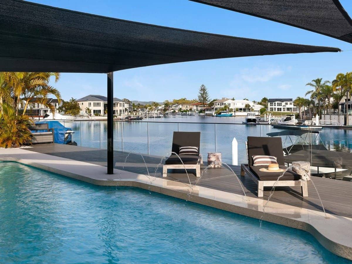 40-42 Midnight Court, Runaway Bay - Thumbnail 19