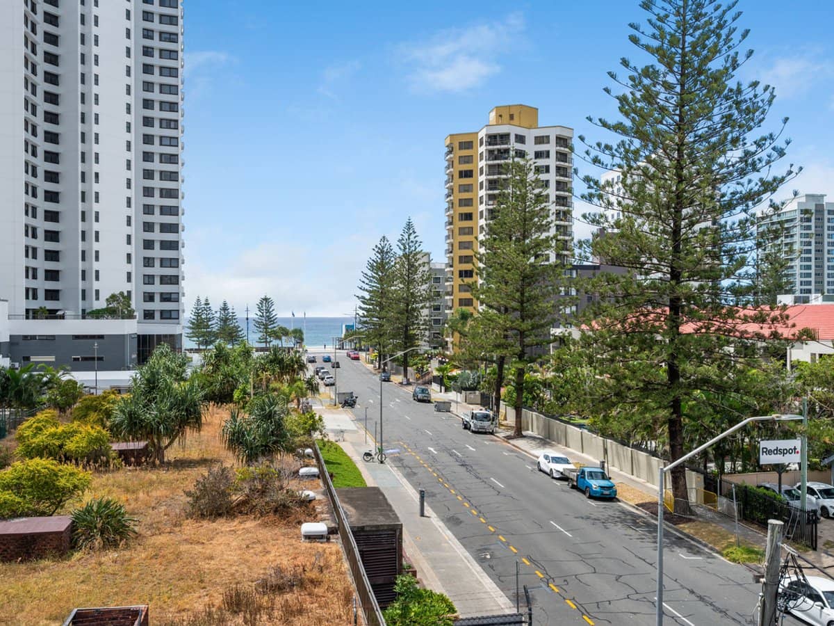 3049 Surfers Paradise Boulevard, Surfers Paradise - Thumbnail 2