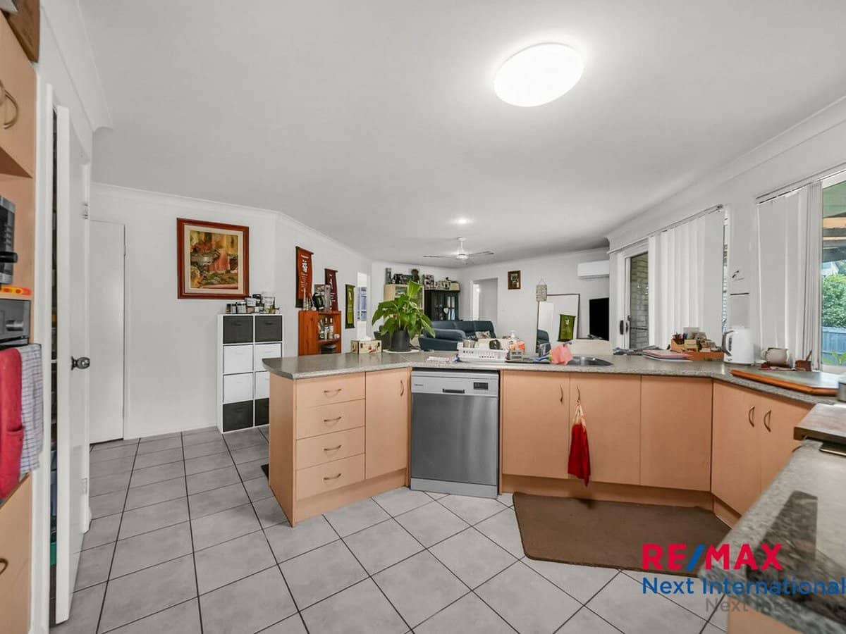 17 Glenhope Street, Upper Coomera - Thumbnail 7