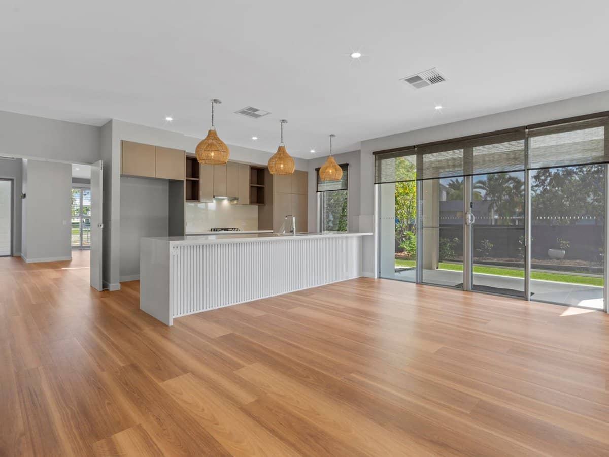 2 Ruthenium Court, HOPE ISLAND - Thumbnail 7