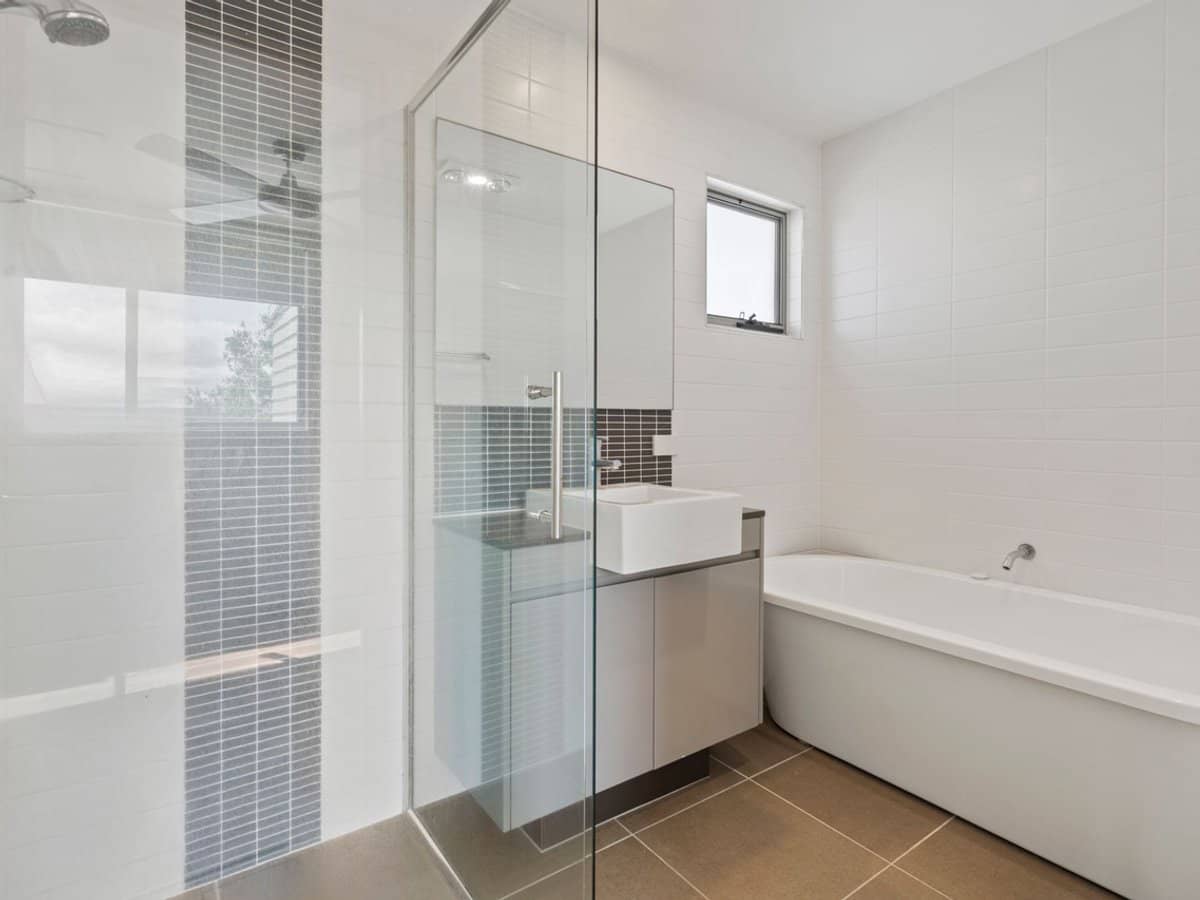 2 Ruthenium Court, HOPE ISLAND - Thumbnail 22