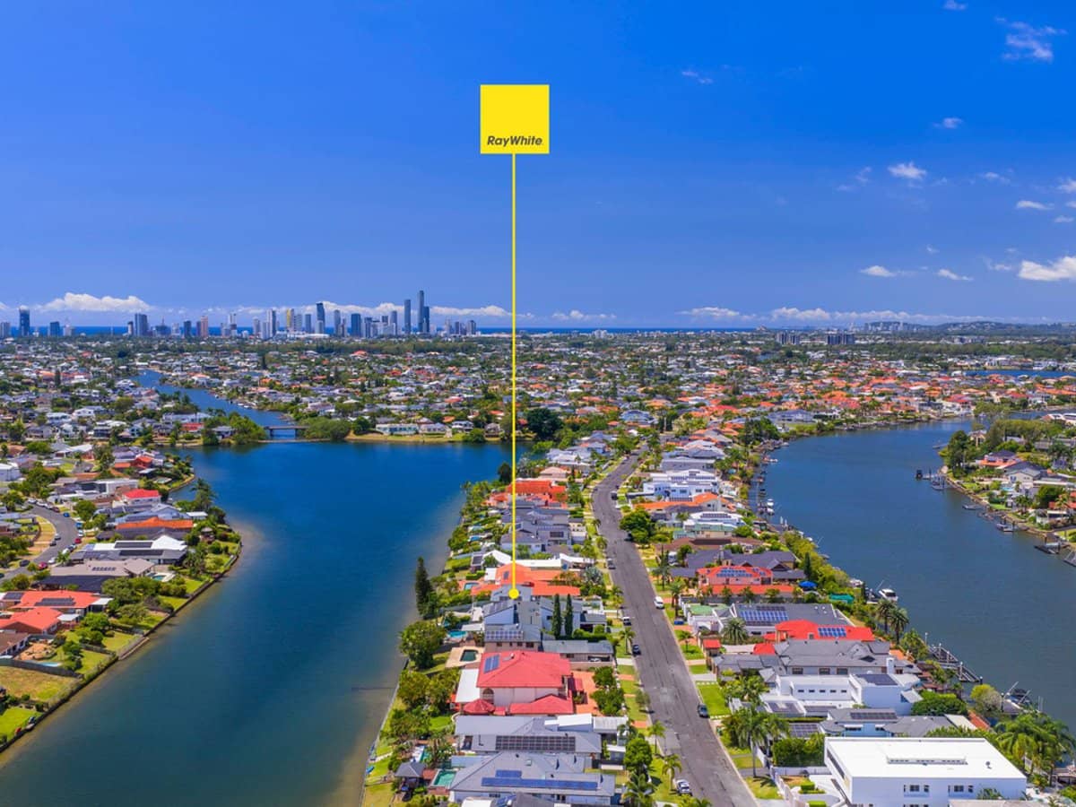 59 Cabana Boulevard, Benowa Waters - Thumbnail 4