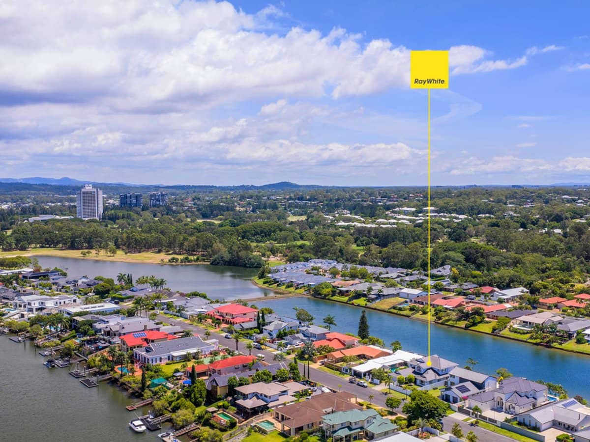 59 Cabana Boulevard, Benowa Waters - Thumbnail 18