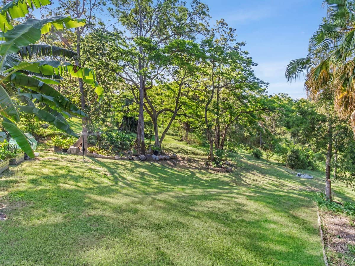 93 Bridgman Drive, REEDY CREEK - Thumbnail 6