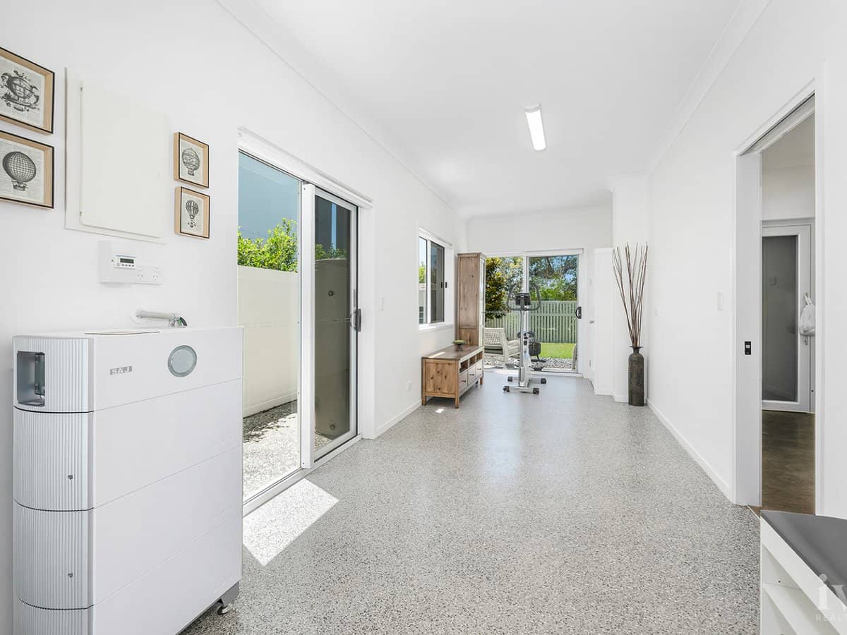 10 Belair Crescent, Paradise Point - Thumbnail 23