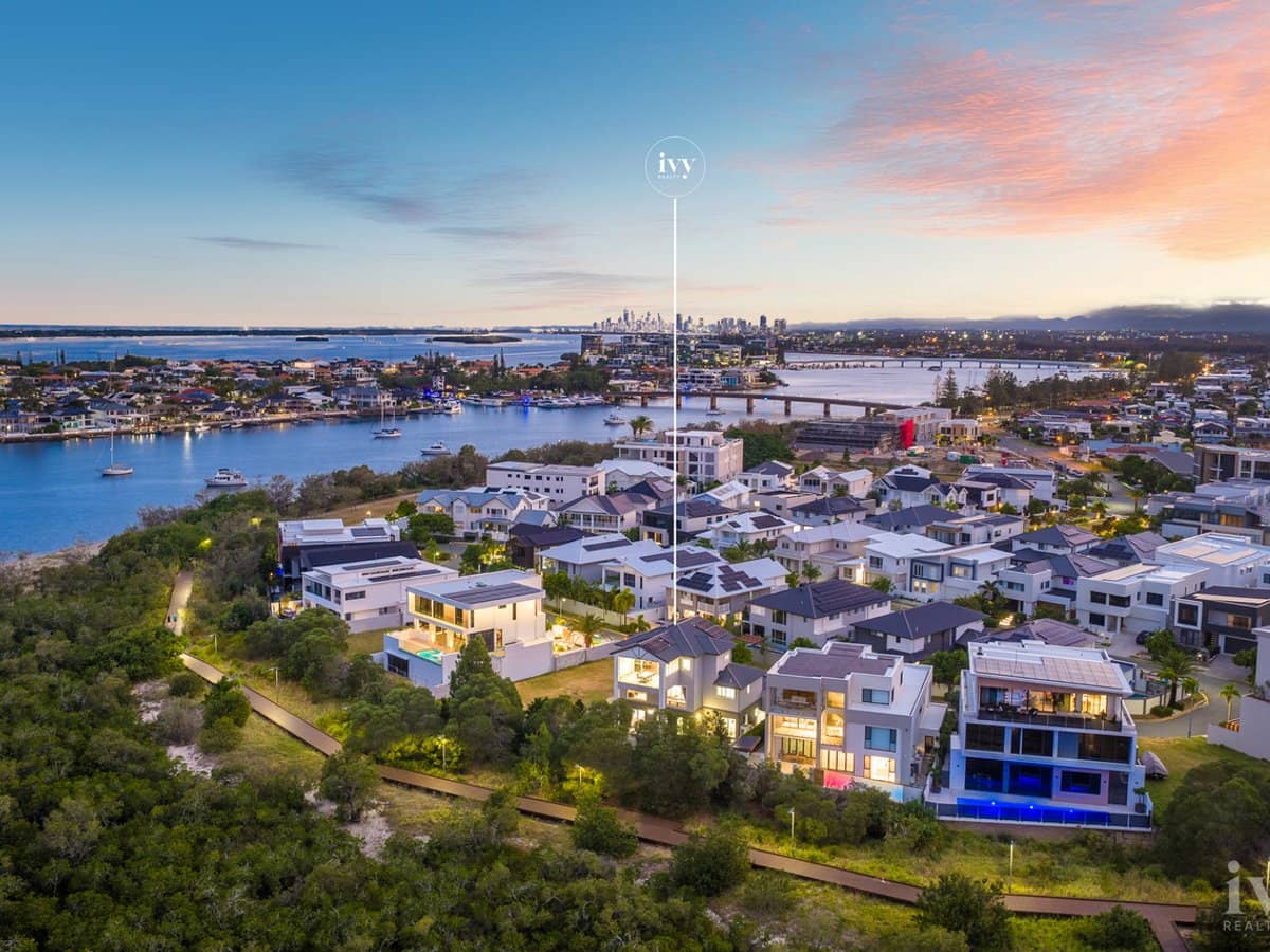 10 Belair Crescent, Paradise Point - Thumbnail 28