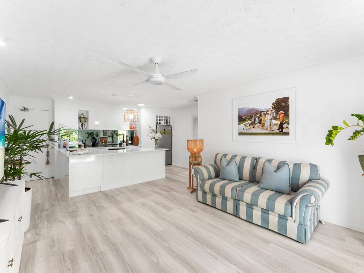 7-17 Purli Street, CHEVRON ISLAND - Thumbnail 5