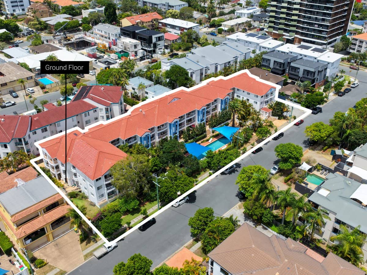 7-17 Purli Street, CHEVRON ISLAND - Thumbnail 19