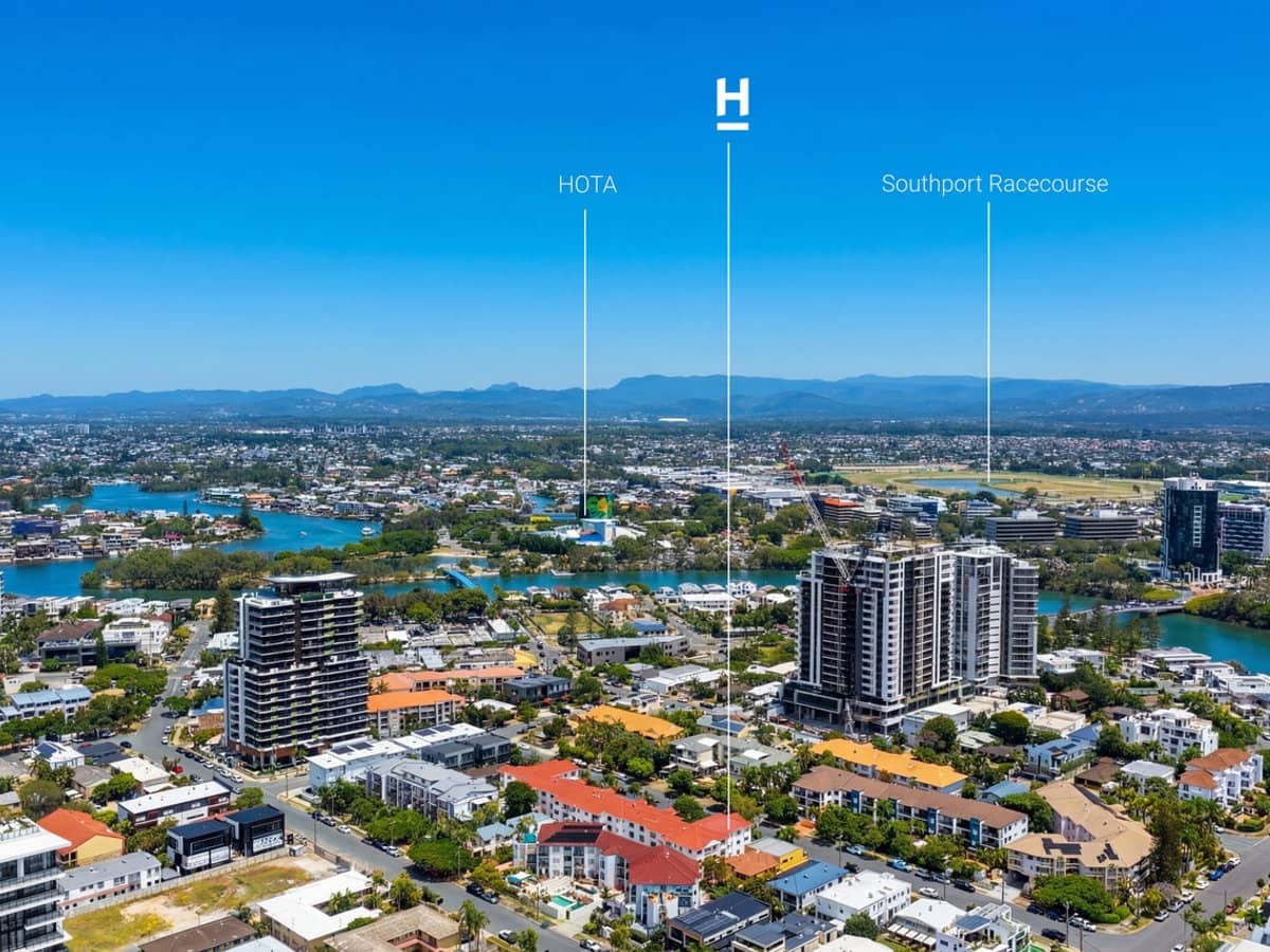 7-17 Purli Street, CHEVRON ISLAND - Thumbnail 24