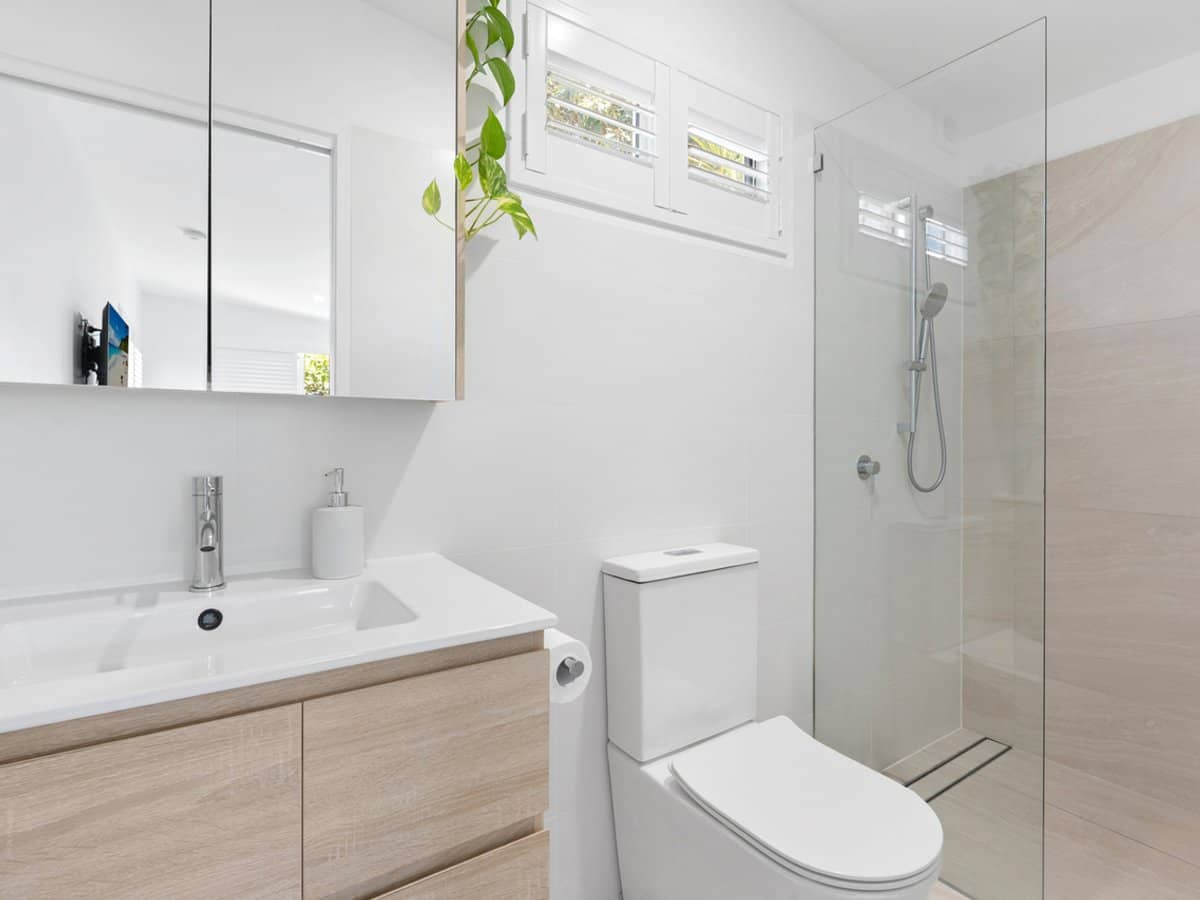 209 Sunshine Boulevard, Mermaid Waters - Thumbnail 16