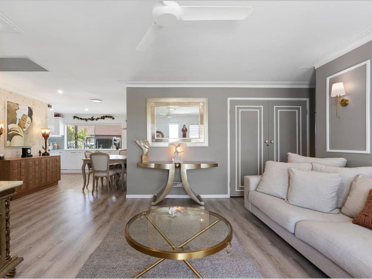 209 Sunshine Boulevard, Mermaid Waters - Thumbnail 3