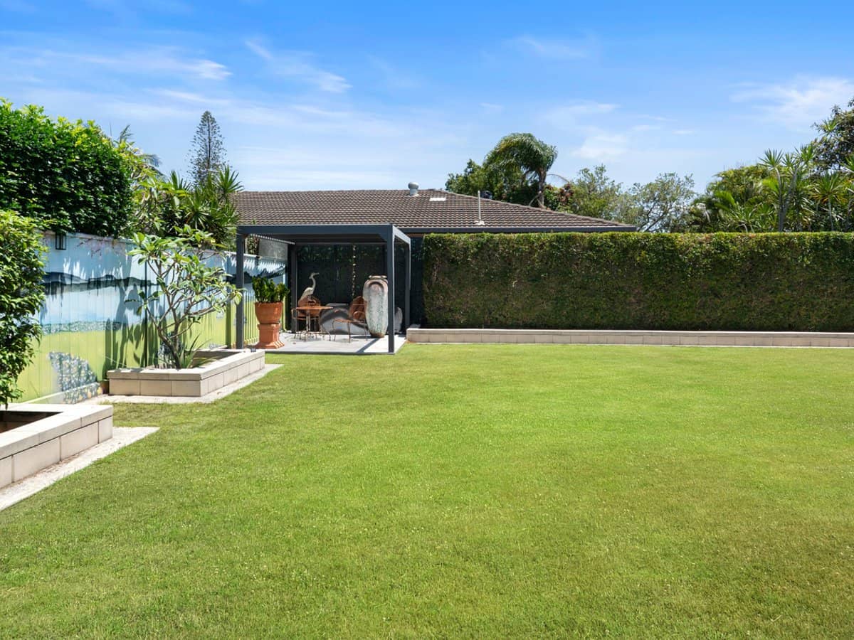 209 Sunshine Boulevard, Mermaid Waters - Thumbnail 5