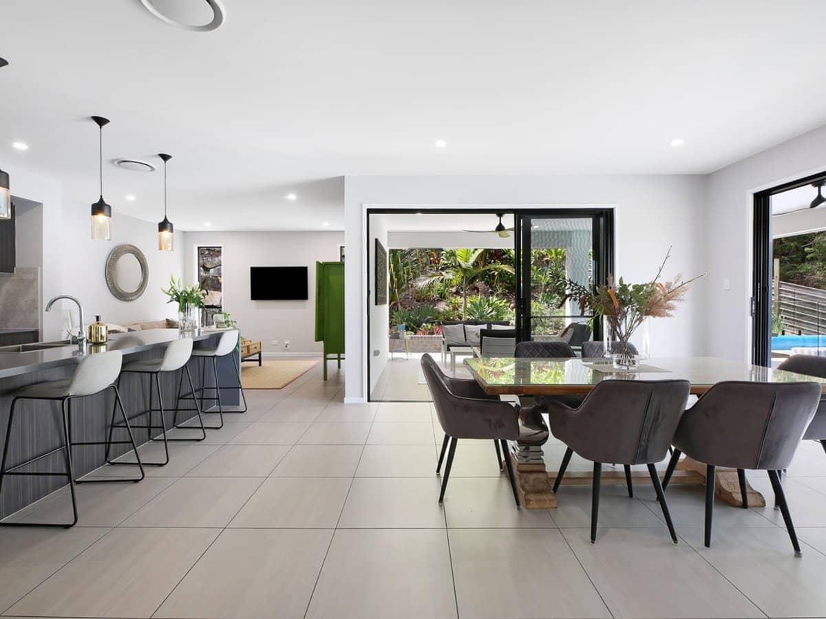 10 Mieke Court, Burleigh Heads - Thumbnail 7