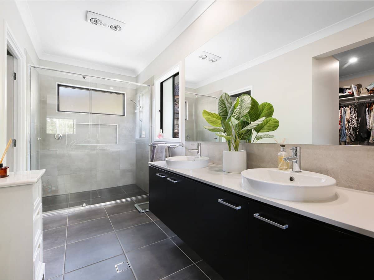 10 Mieke Court, Burleigh Heads - Thumbnail 16