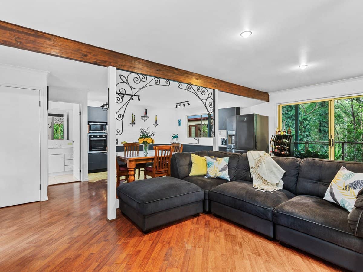 56 Waters Road, BONOGIN - Thumbnail 9