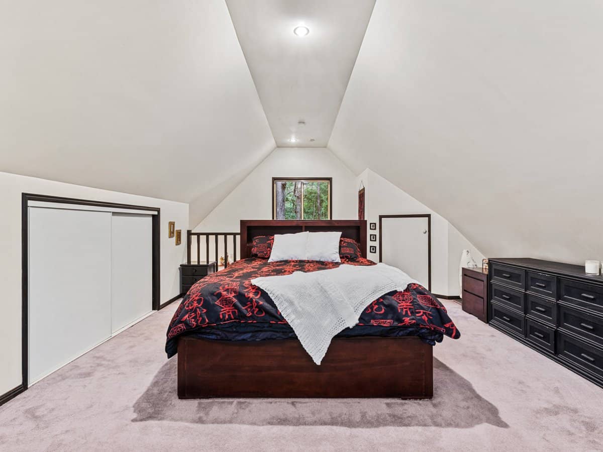 56 Waters Road, BONOGIN - Thumbnail 12