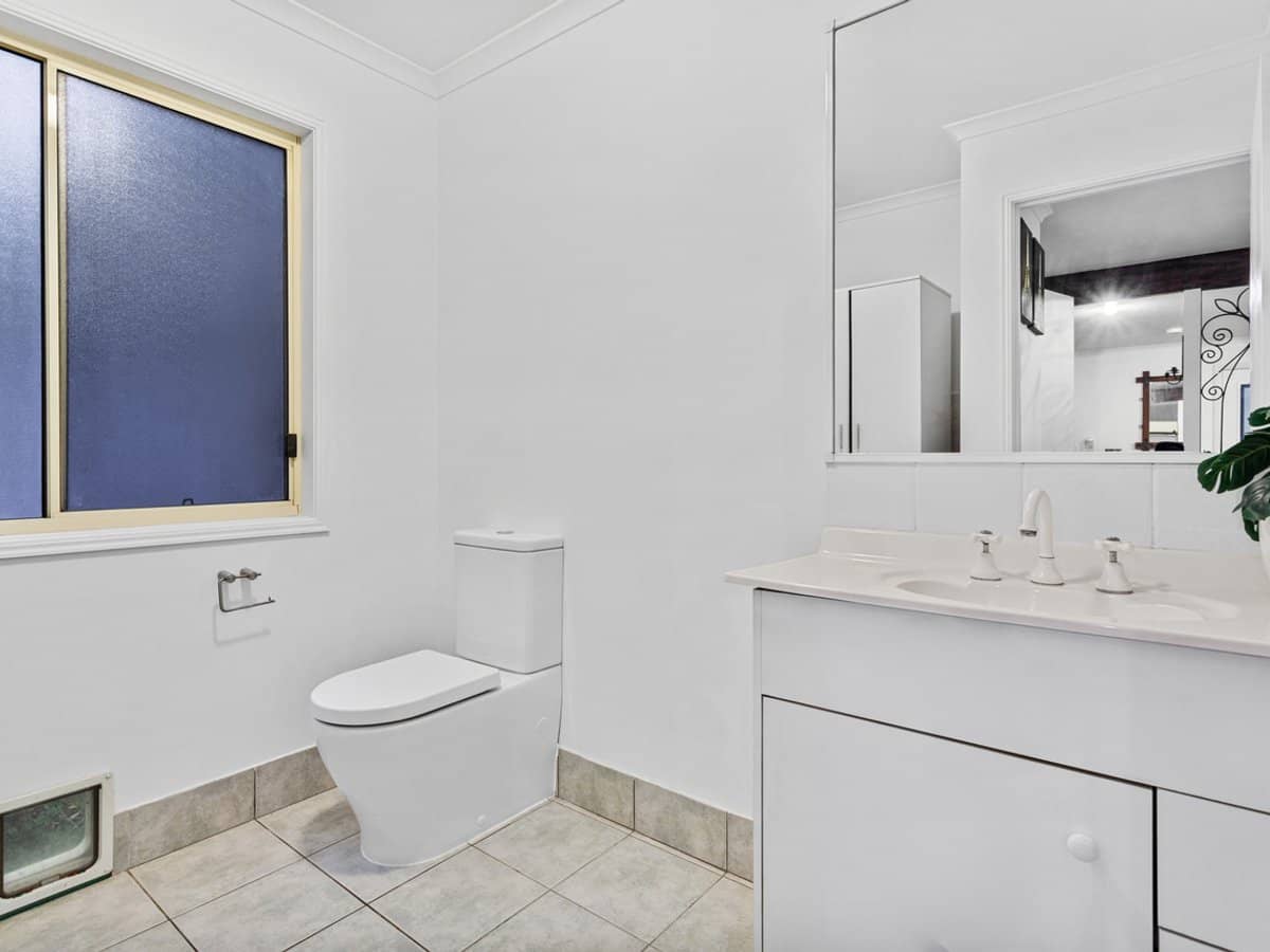 56 Waters Road, BONOGIN - Thumbnail 15