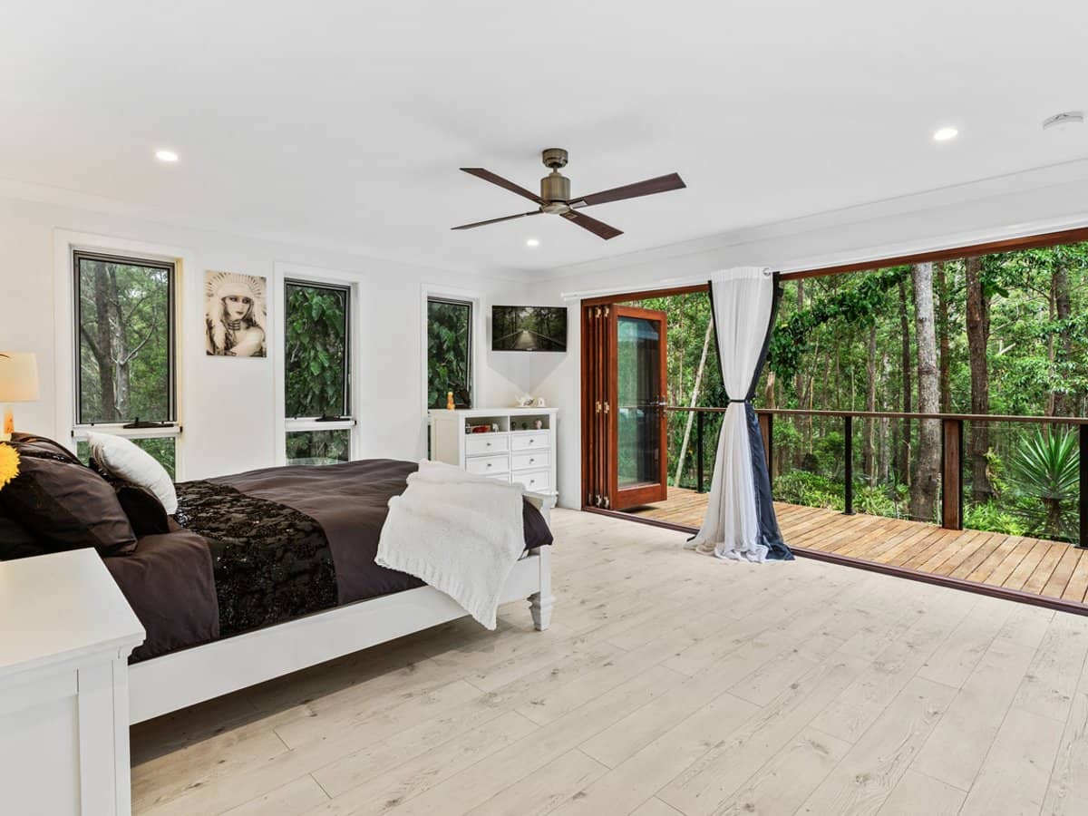 56 Waters Road, BONOGIN - Thumbnail 17