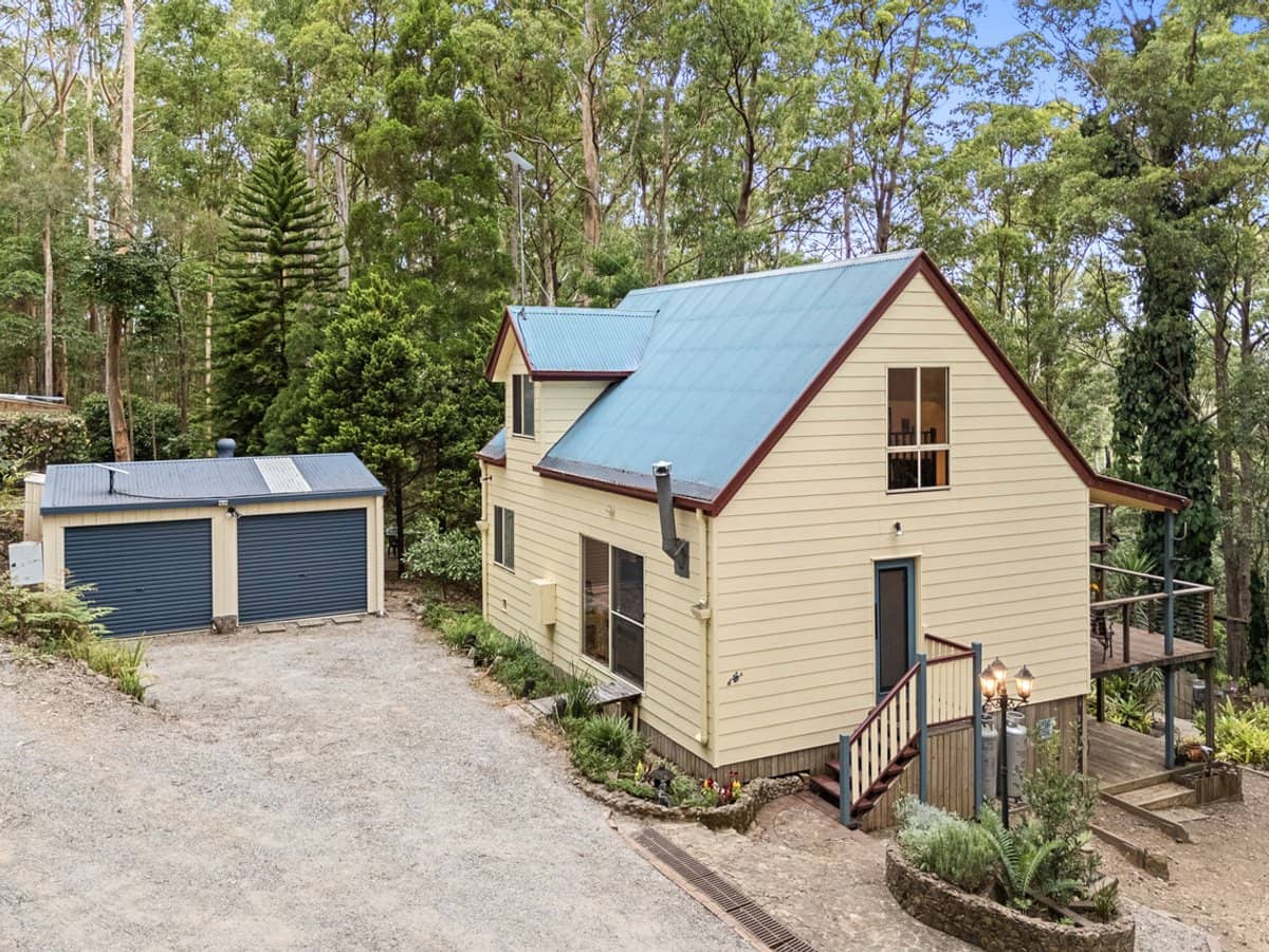 56 Waters Road, BONOGIN - Thumbnail 20