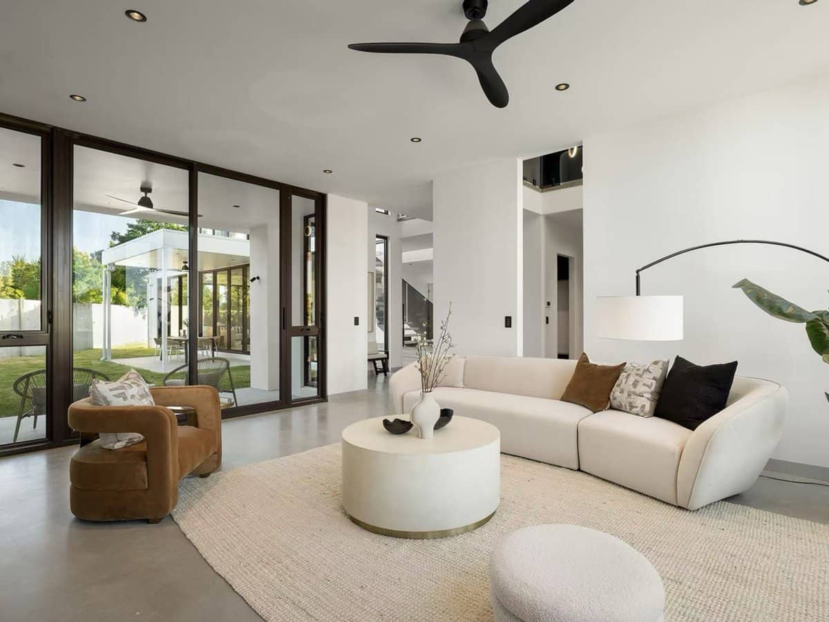 3081 Forest Hills Drive, SANCTUARY COVE - Thumbnail 4