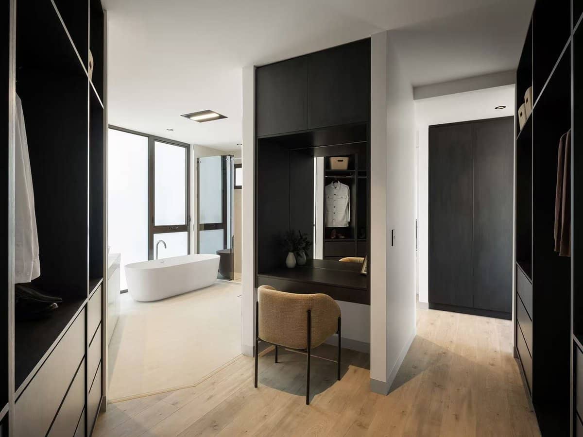 3081 Forest Hills Drive, SANCTUARY COVE - Thumbnail 35