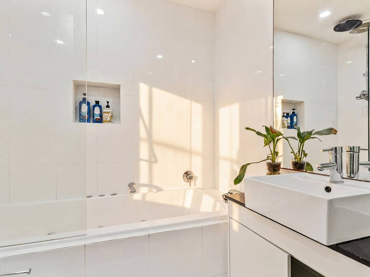 1001 Gold Coast Highway, PALM BEACH - Thumbnail 16