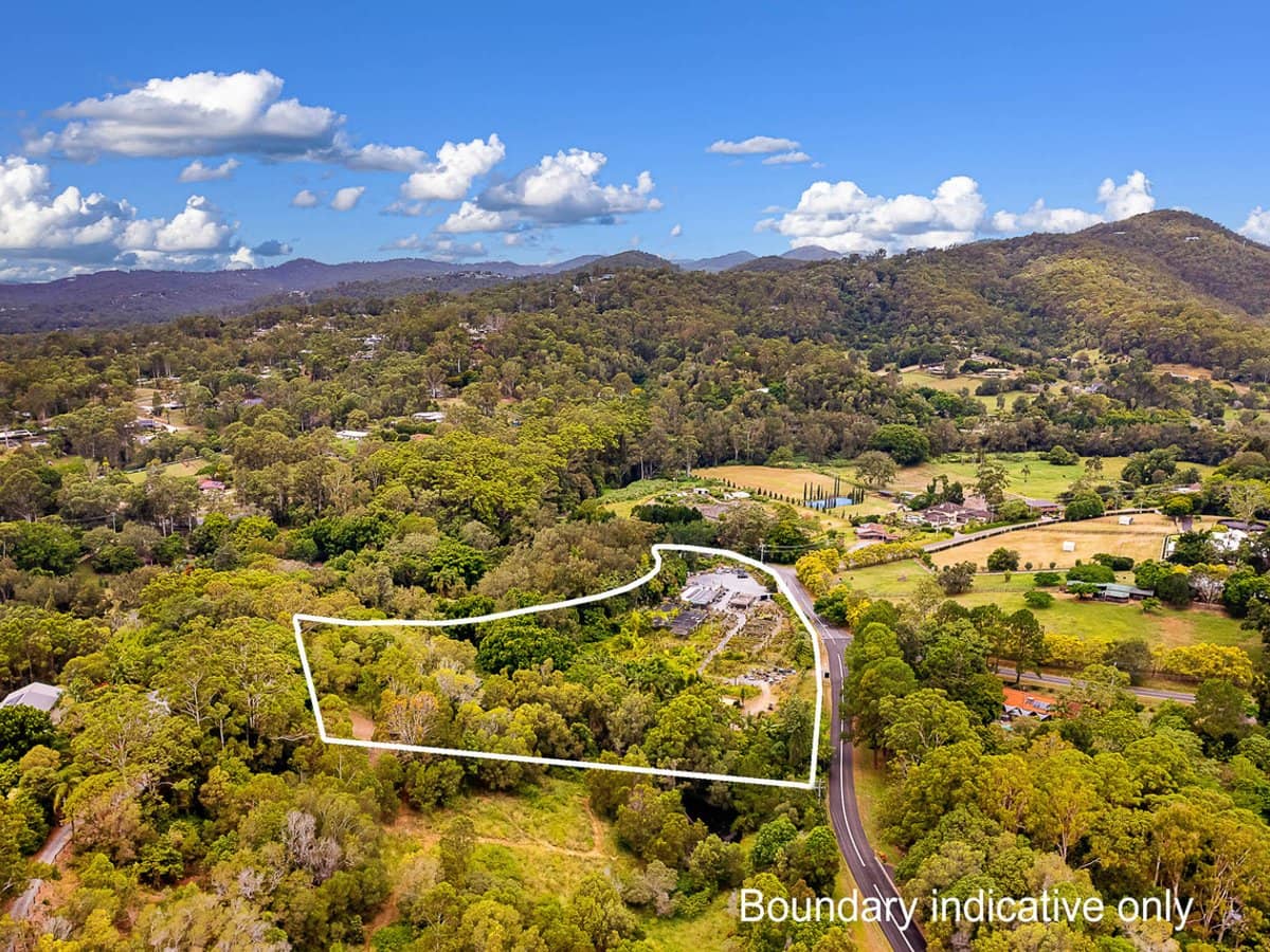 34 Berrigans Road, MUDGEERABA - Thumbnail 4