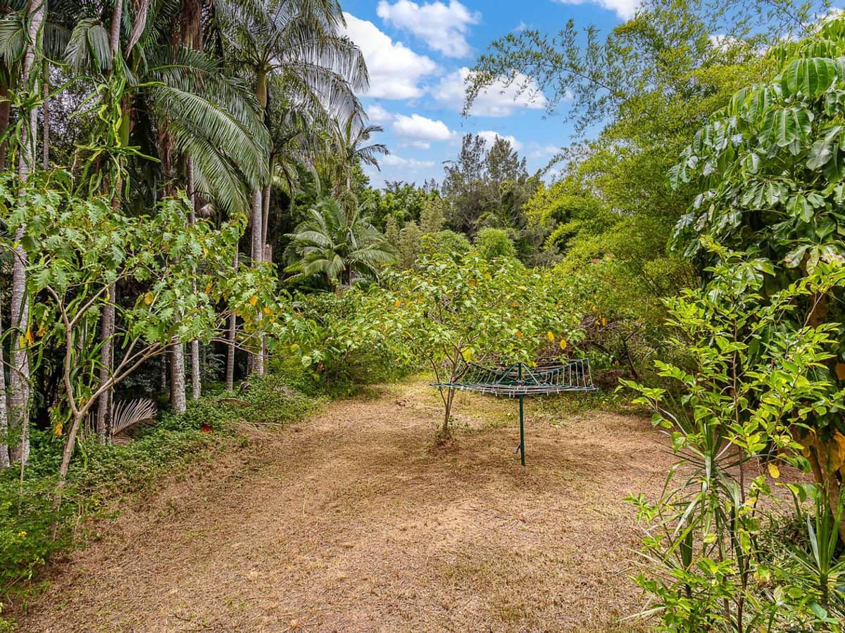 34 Berrigans Road, MUDGEERABA - Thumbnail 13