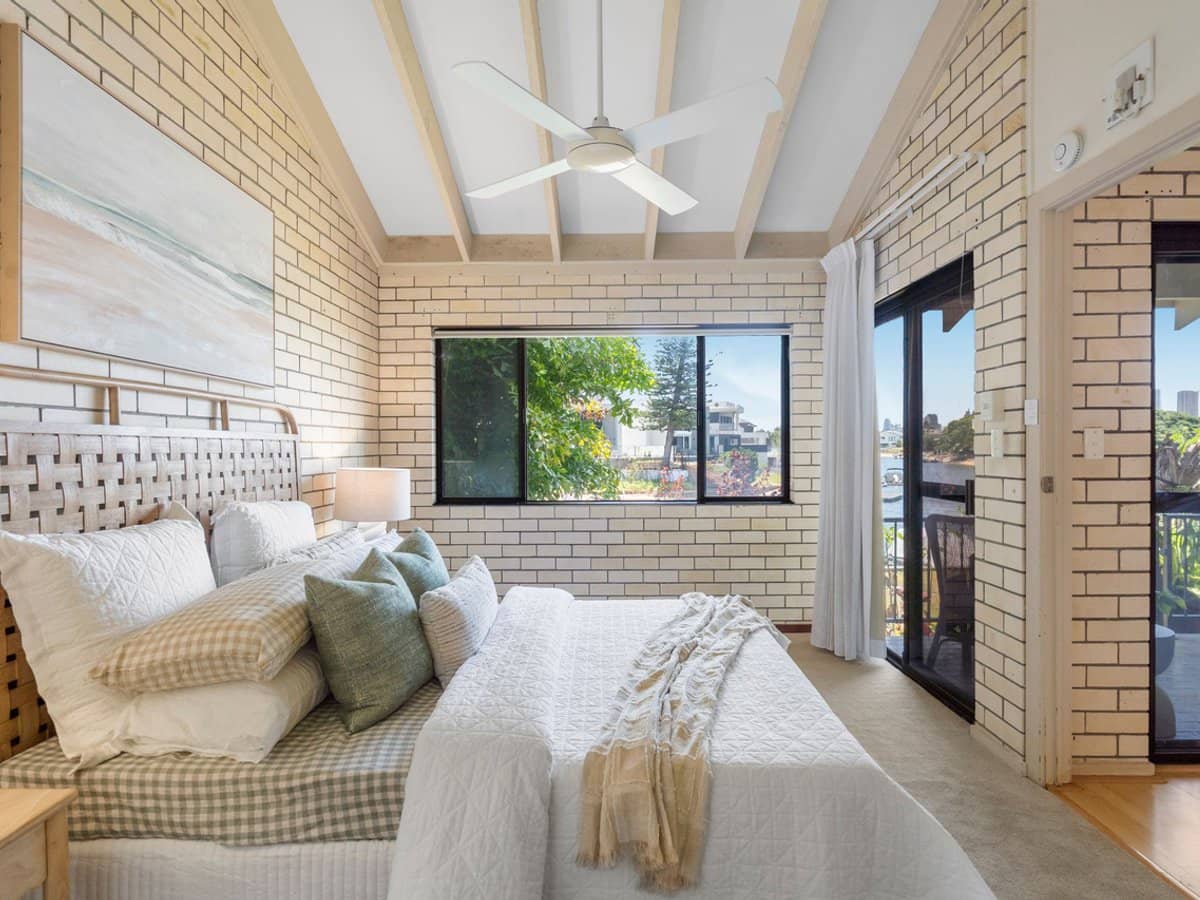 59 Hooker Boulevard, BROADBEACH WATERS - Thumbnail 14