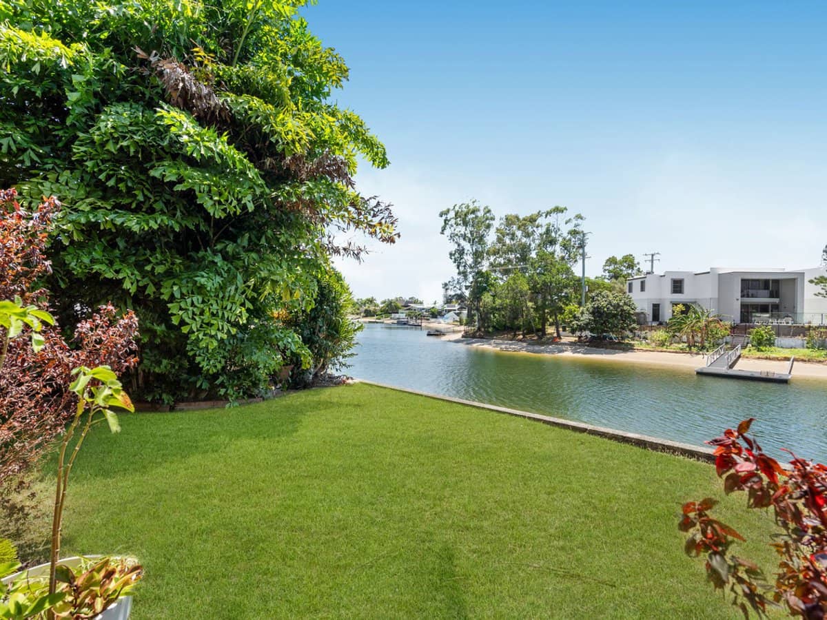 59 Hooker Boulevard, BROADBEACH WATERS - Thumbnail 24