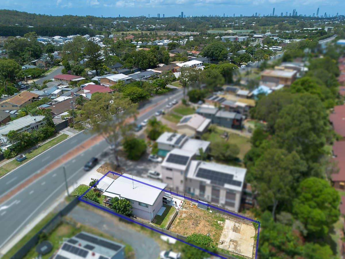 11 Nerang Broadbeach Road, NERANG - Thumbnail 1