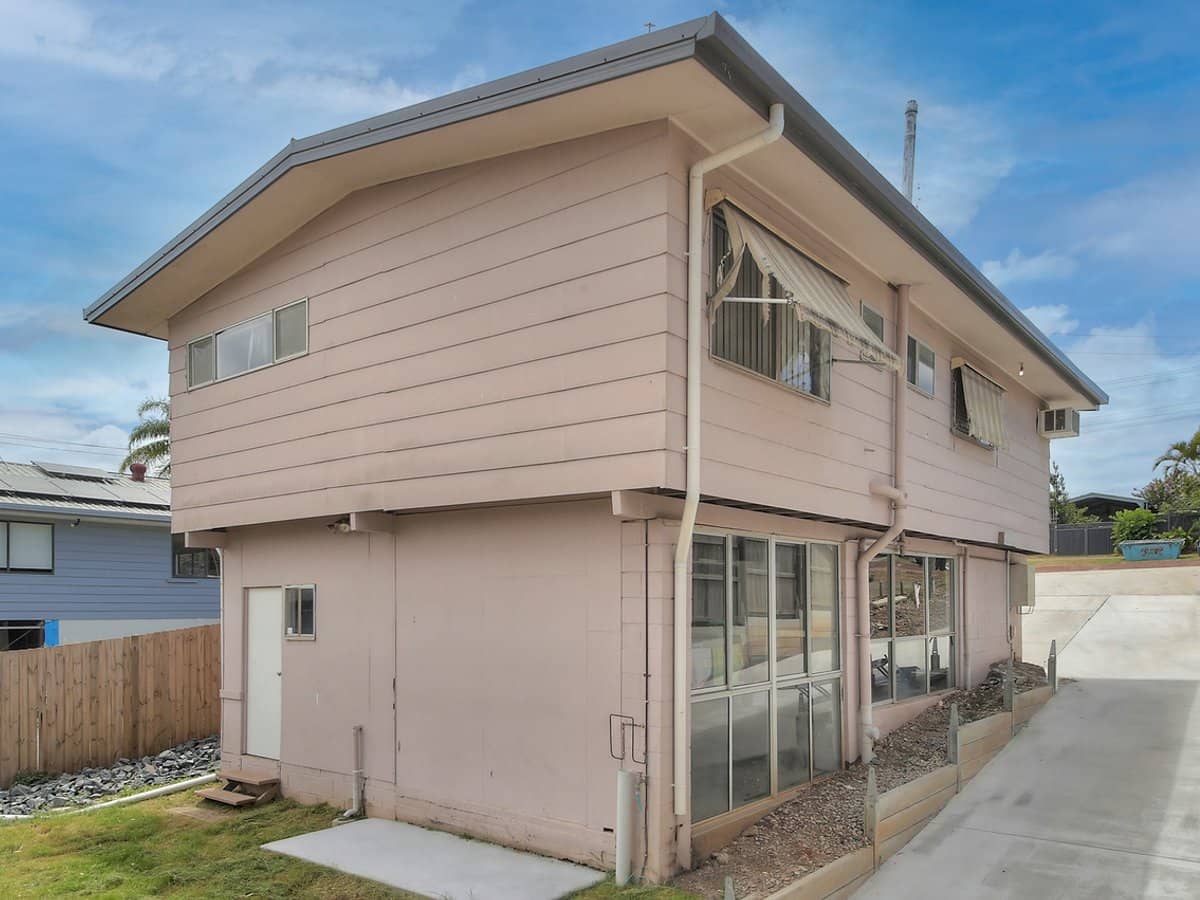 11 Nerang Broadbeach Road, NERANG - Thumbnail 3